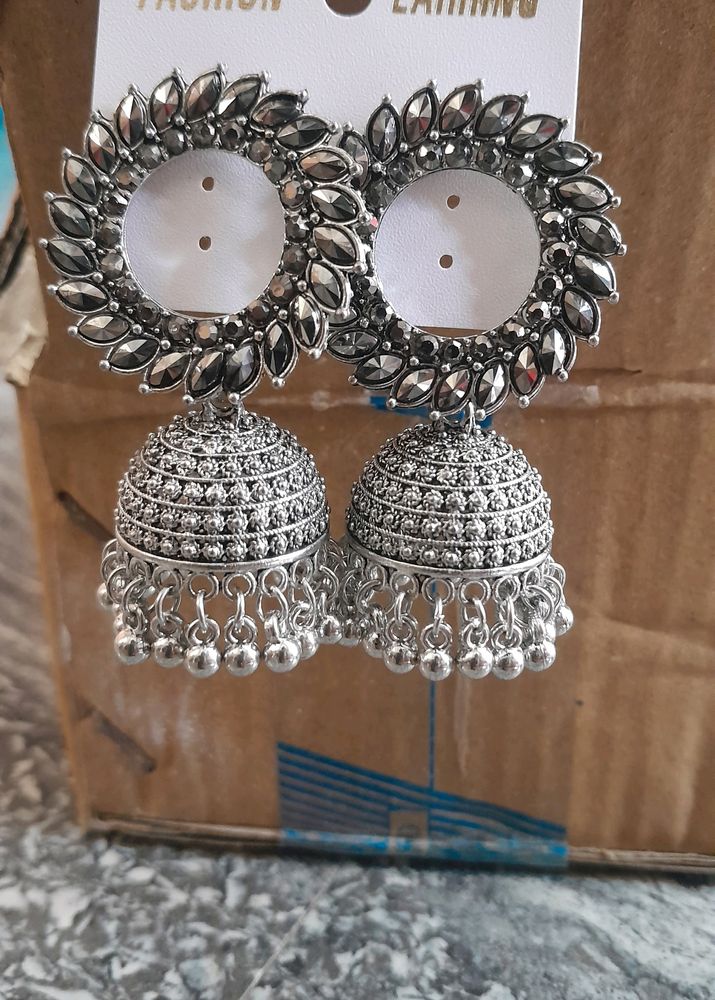 Womens Jhumkas😍