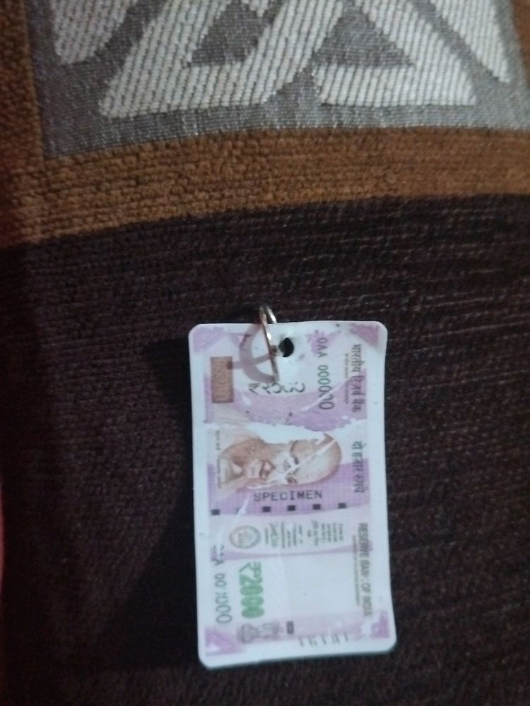 2000 Rupees Key Ring