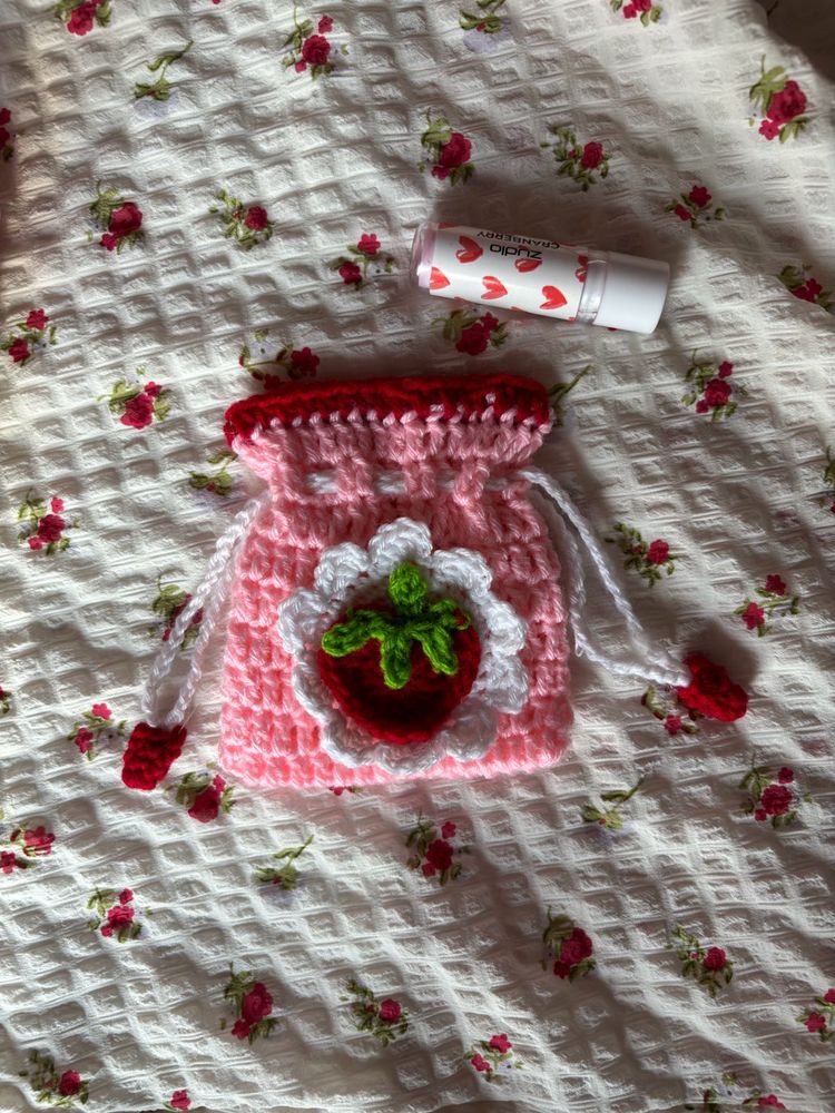 Crochet Strawberry Pouch!!