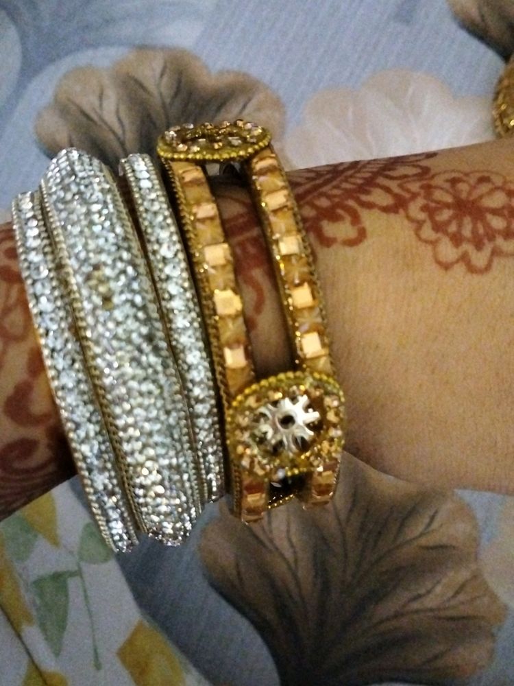 Combo Of 4 Bangles Set