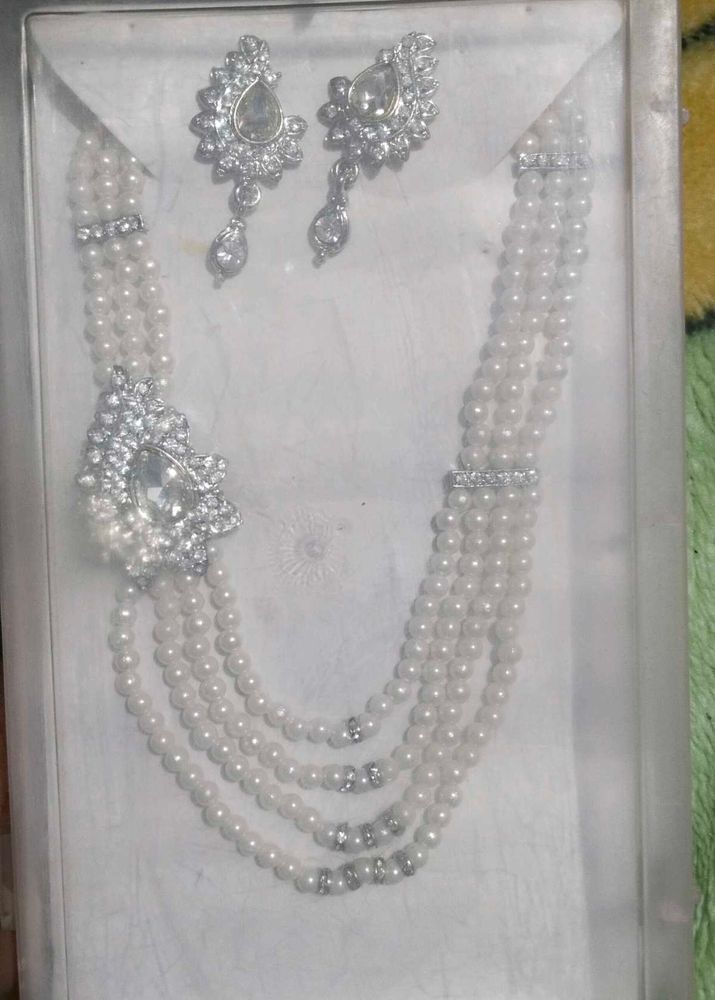 Pearl Set With Earings