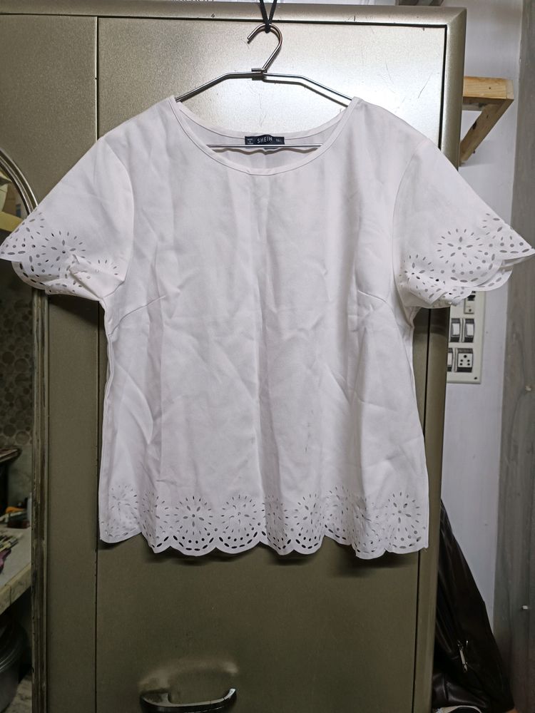 White Stylish Tshirt