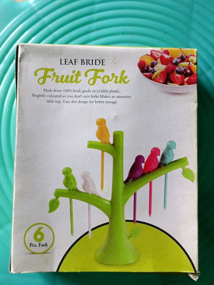 Leaf Bride Fruit Fork (6 Pieces), Can Also Be Used As Showpiece (Assorted Color)