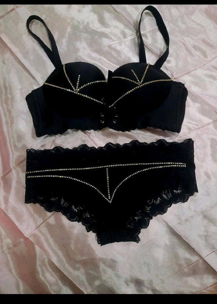 Important Diamond Bra Panty Set