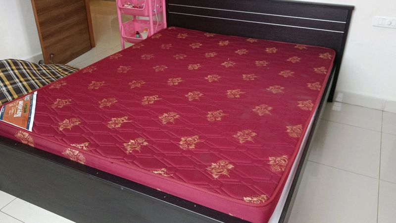 Queen Size Mattress