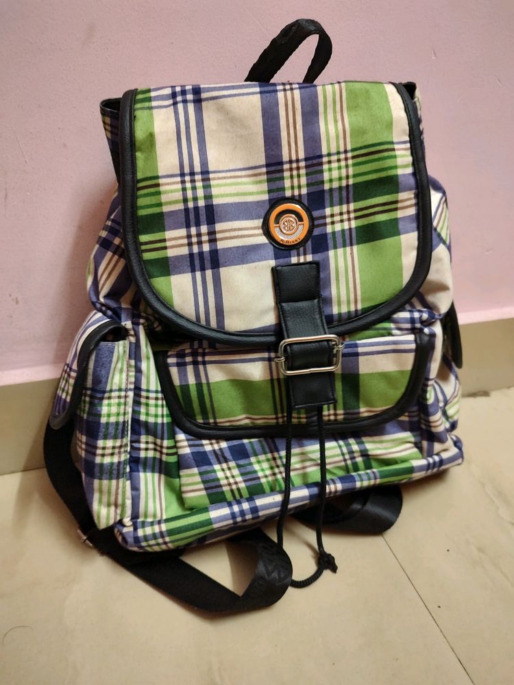 Awesome Sturdy Regular office/ college bag