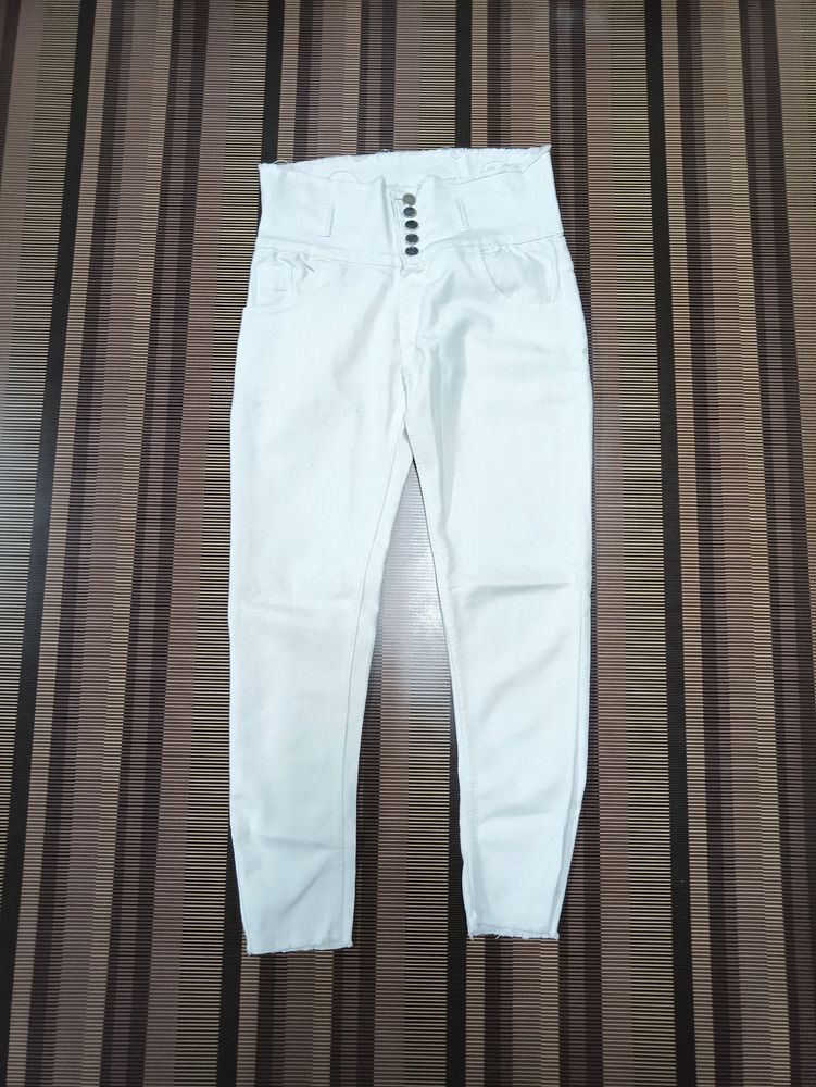 W-52 Size-30 Slim Fit Women Denim Jeans