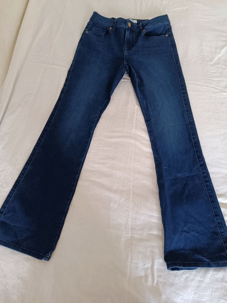 Sale 🎉Mid Rise Bootcut Jeans