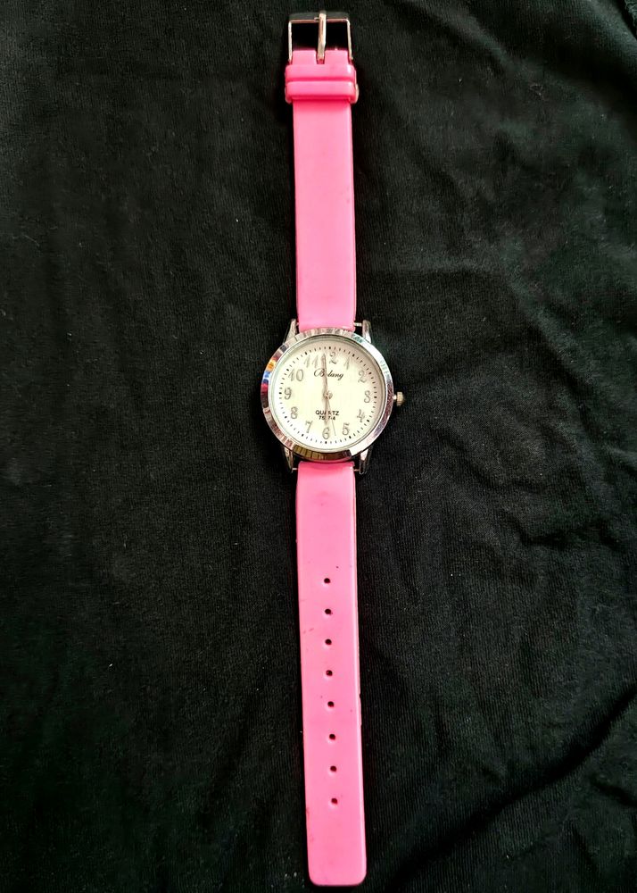 Women Baby Pink Trendy Watch 💕