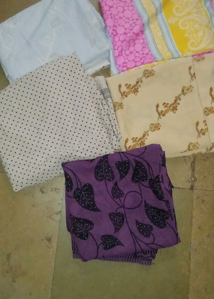 Freebie 🎉✨5 Sarees ✨🎉