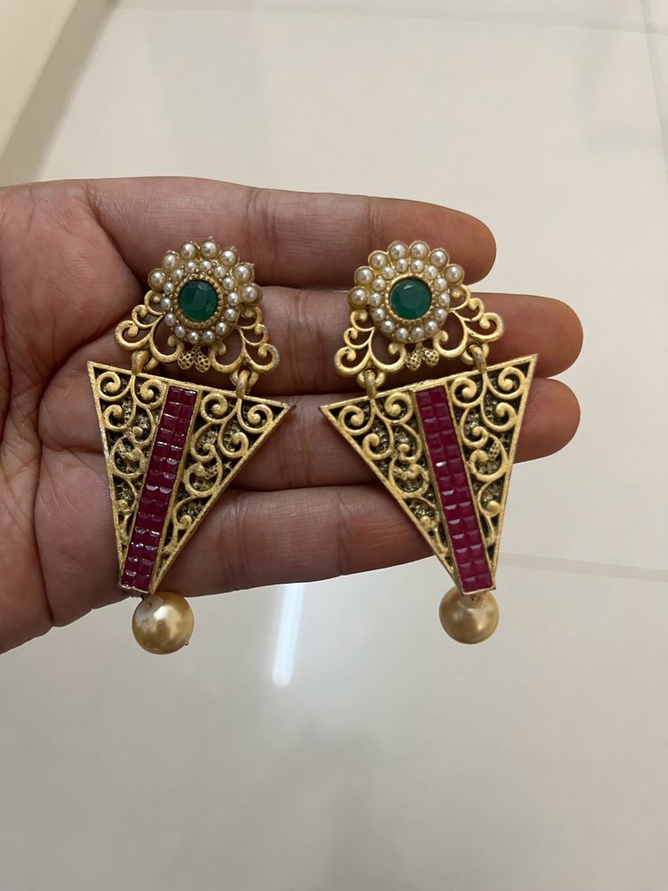 Kundan Earings