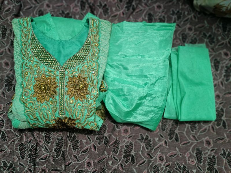 Anarkali Set Pant And Duppatta Available.