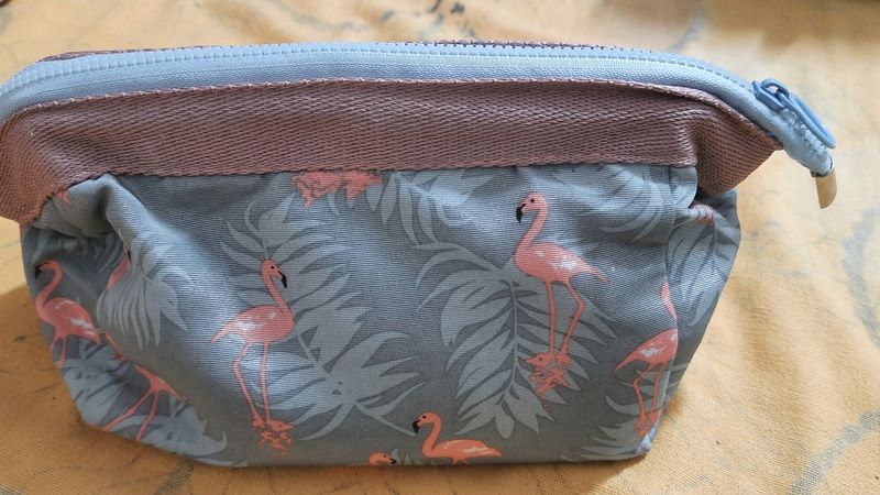 Makeup pouch