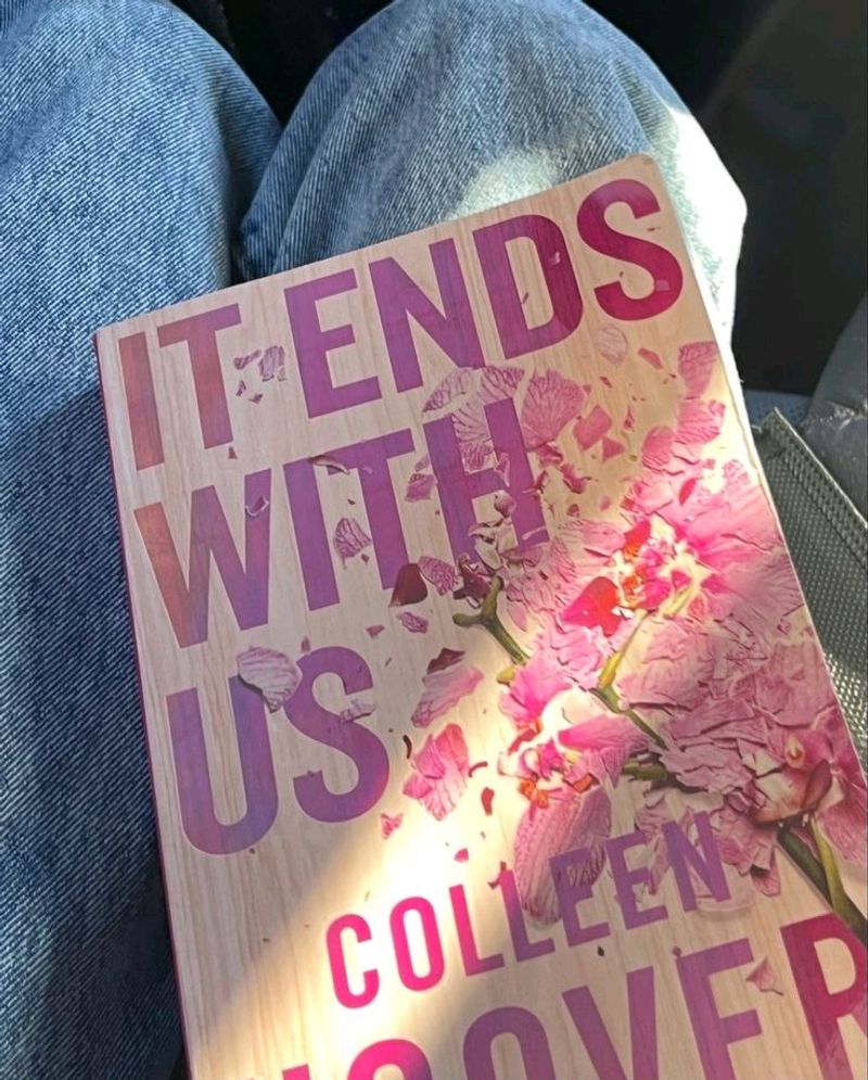 It END With Us : Collen Hoover