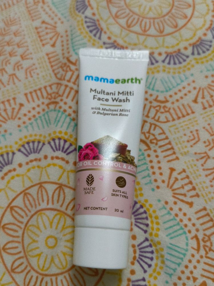 Mamaearth Multani Mitti Face Wash