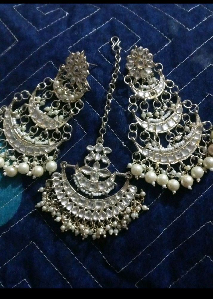 Mangtika Earings Set