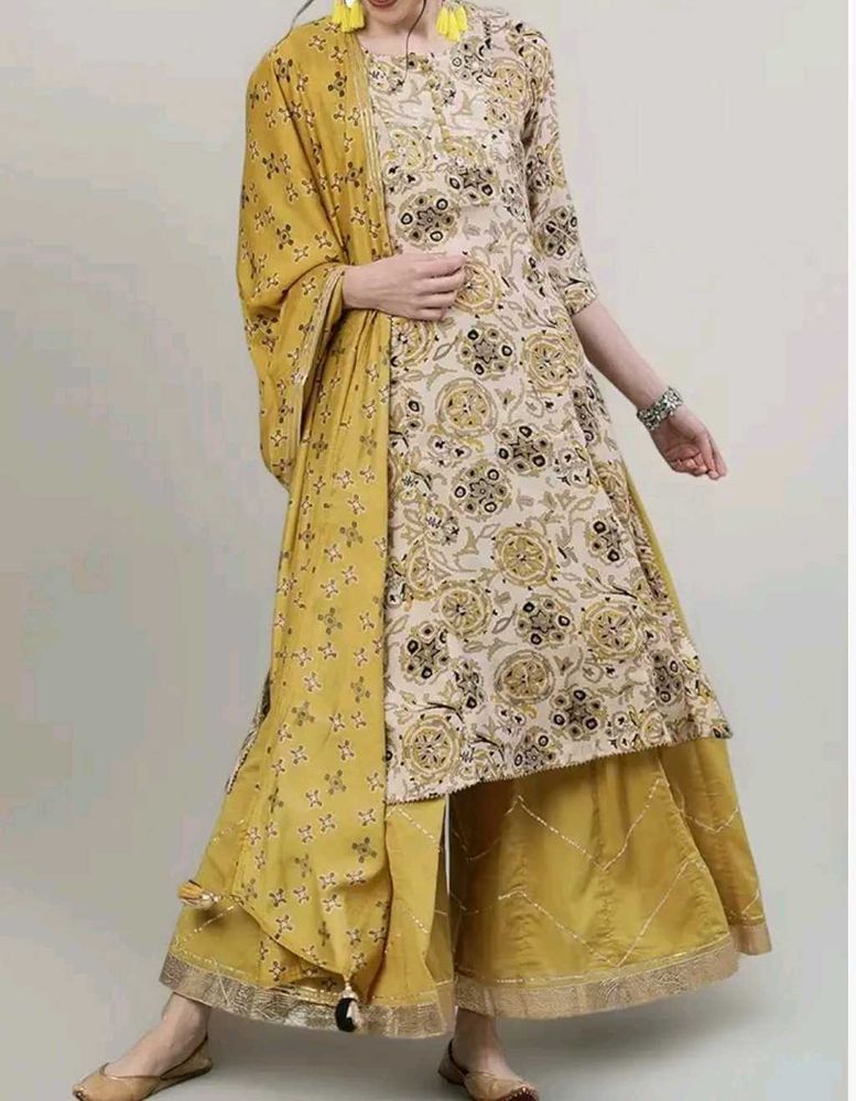 "Ishin" Brand Kurta And Palazzo Set With Dupatta