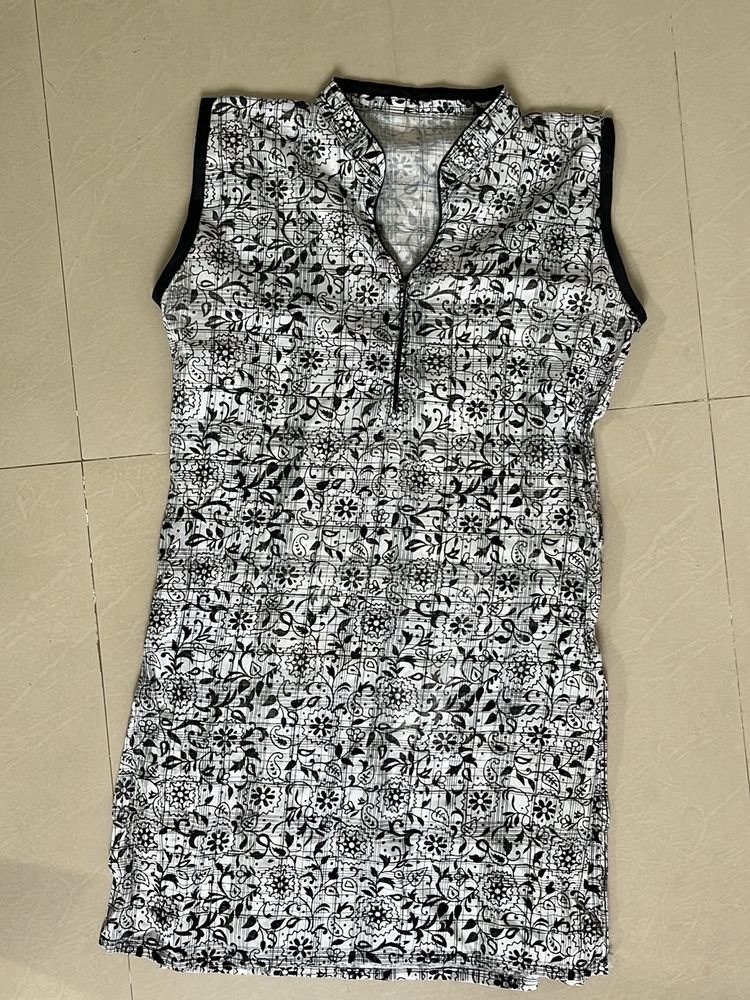 Sleevless Cotton Kurti