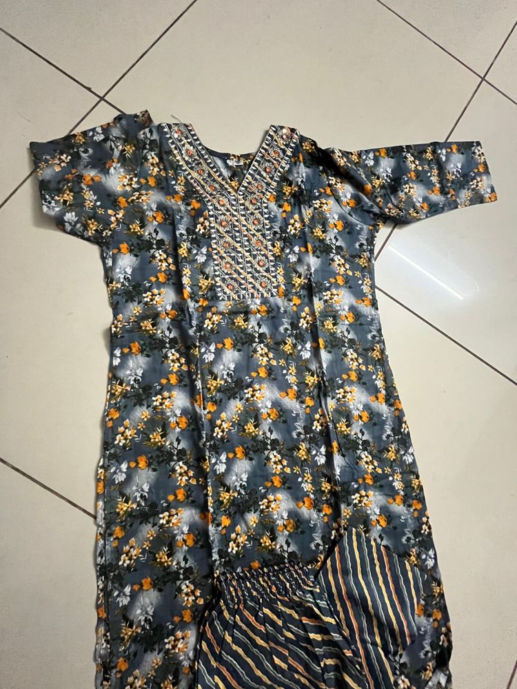 Women Kurti Set