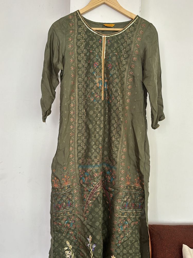 Aurelia Olive Green Kurti