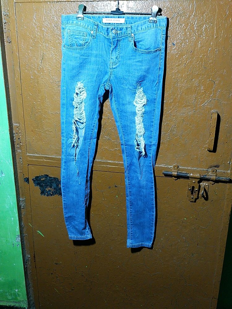 Good Looking, Full Strachable Accidental Jeans