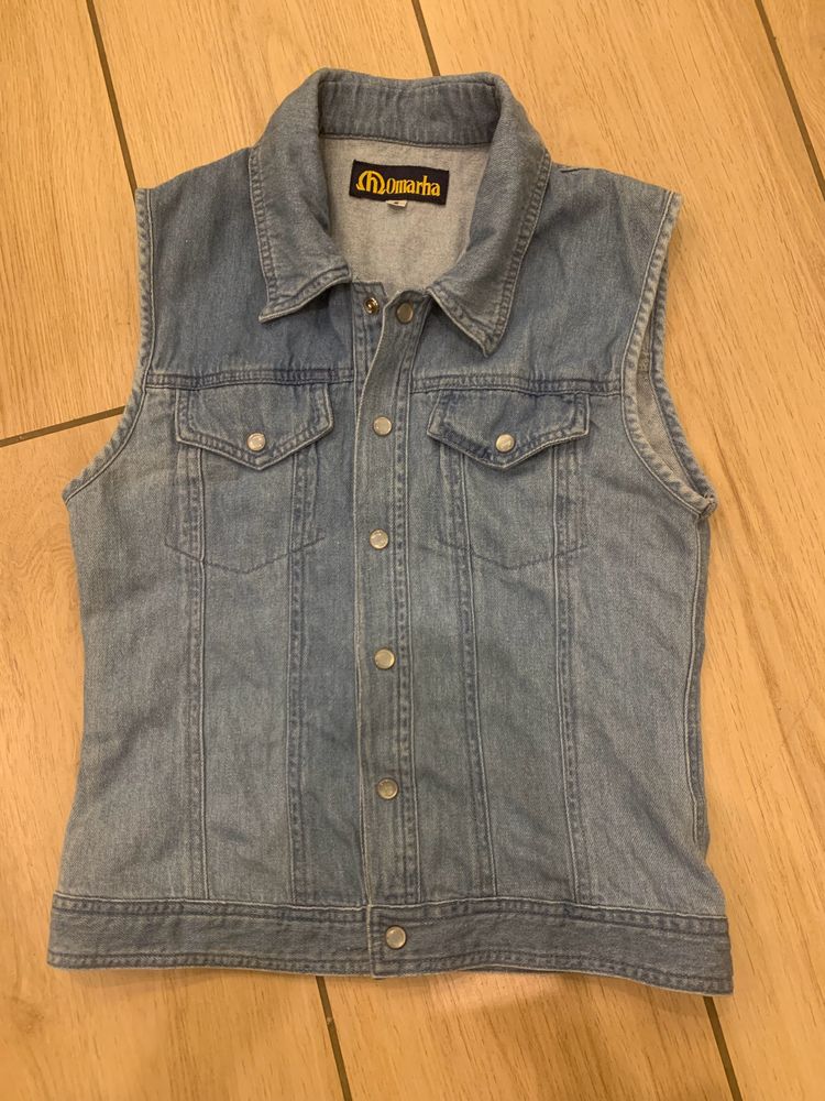 Sleeveless Women’s Denim Shirt