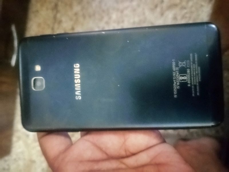 Samsung Galaxy On7 Prime