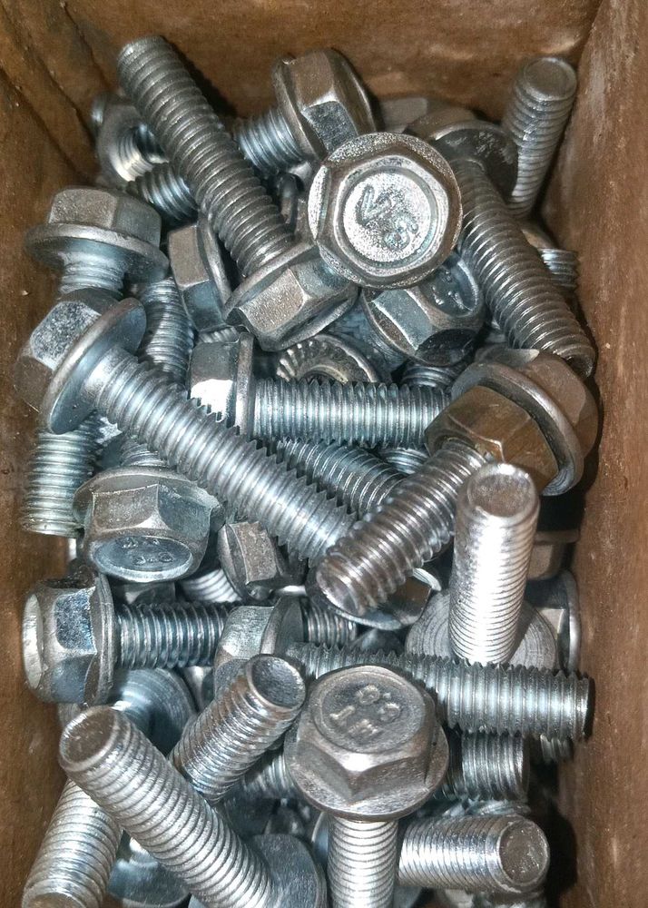 10.Mm Nut Bolt Set 20 twenty pieces