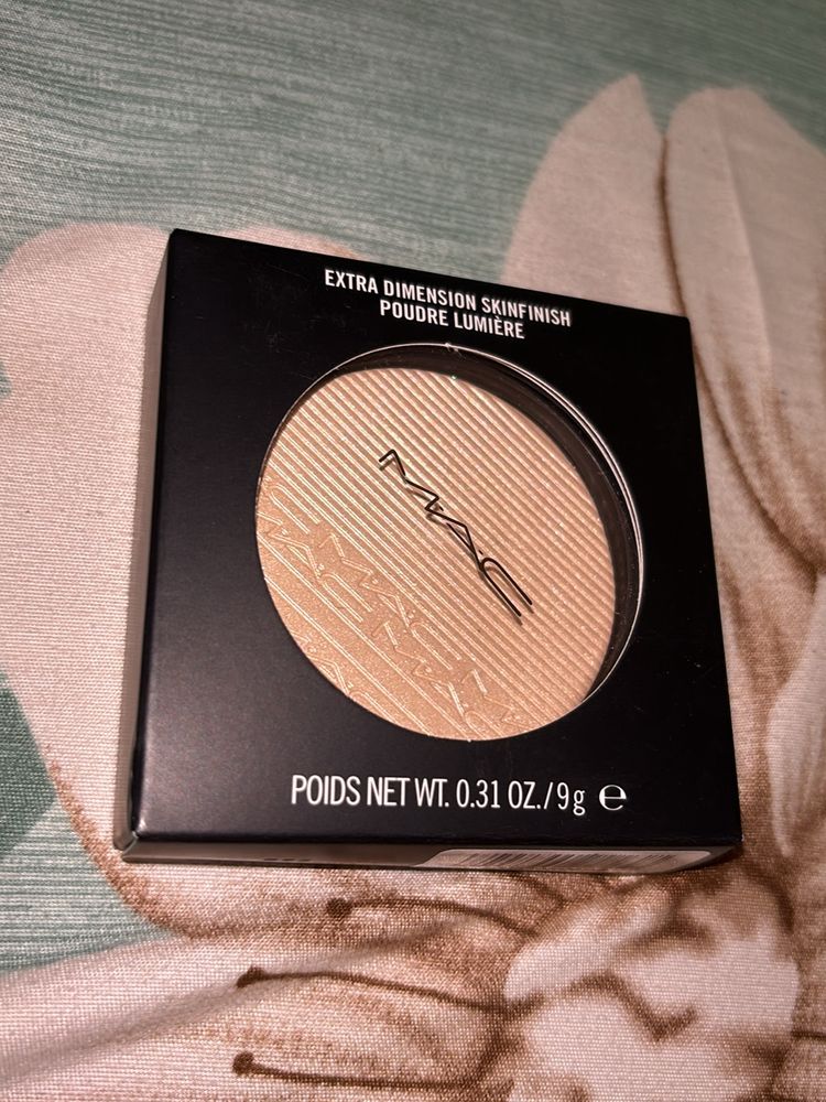 MAC ORIGINAL DIMENSION SKINFINISH HIGHLIGHTER