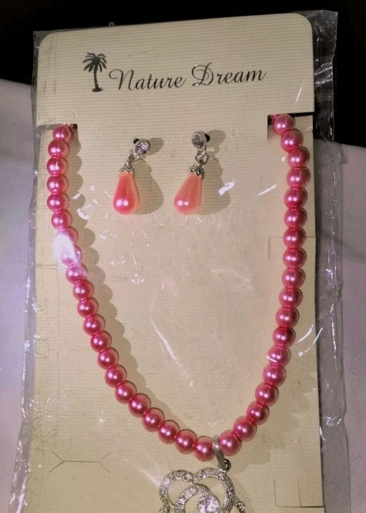 Pink Glass Pearl Necklace With 2 Earrings