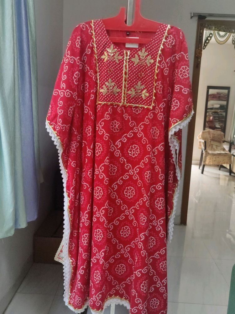 Red Kaftan