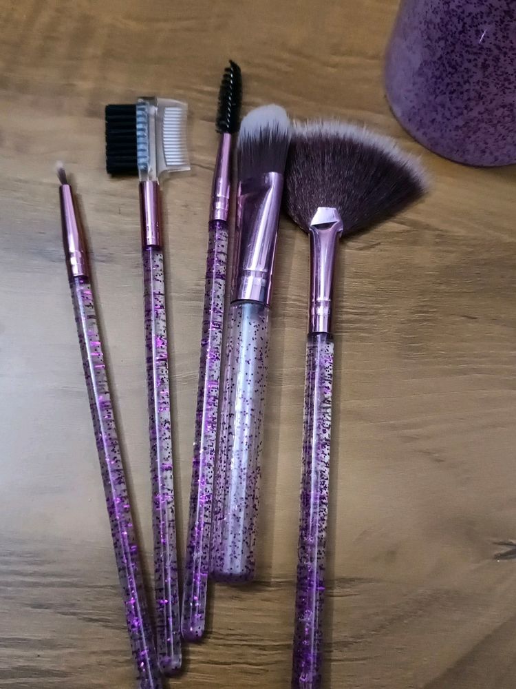 Makeup Brush