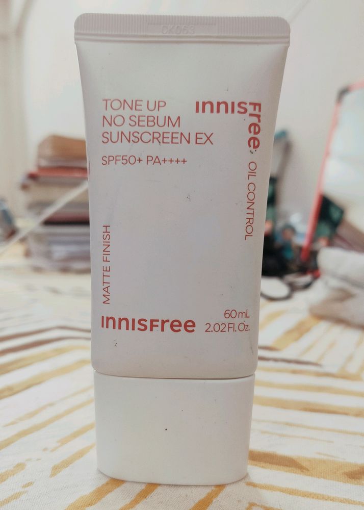 INNISFREE Tone Up No Sebum Sunscreen  SPF50+PA++++