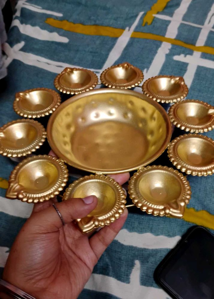 Diwali Show Piece And Candles Holder