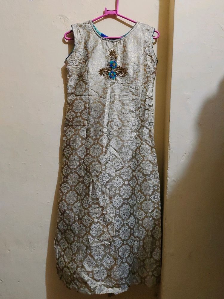 Middle Cut Kurti