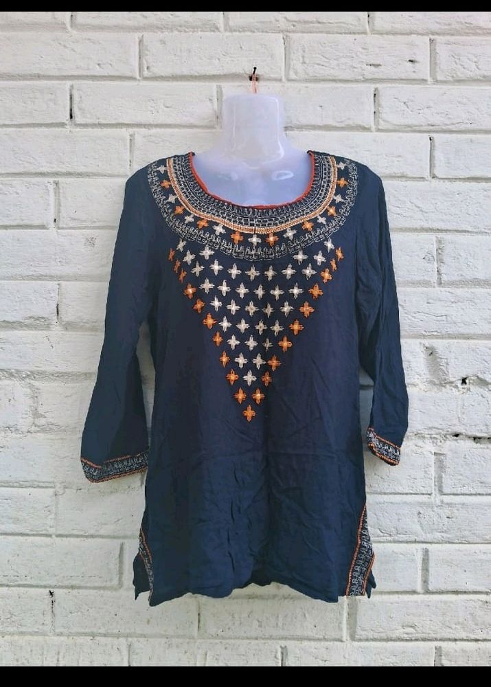 Beutiful Navy Blue Short Kurti💙