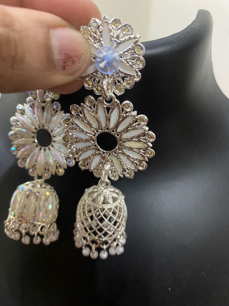 Party Wear  Earrings For Women’s And Girls.very Reasonable Price