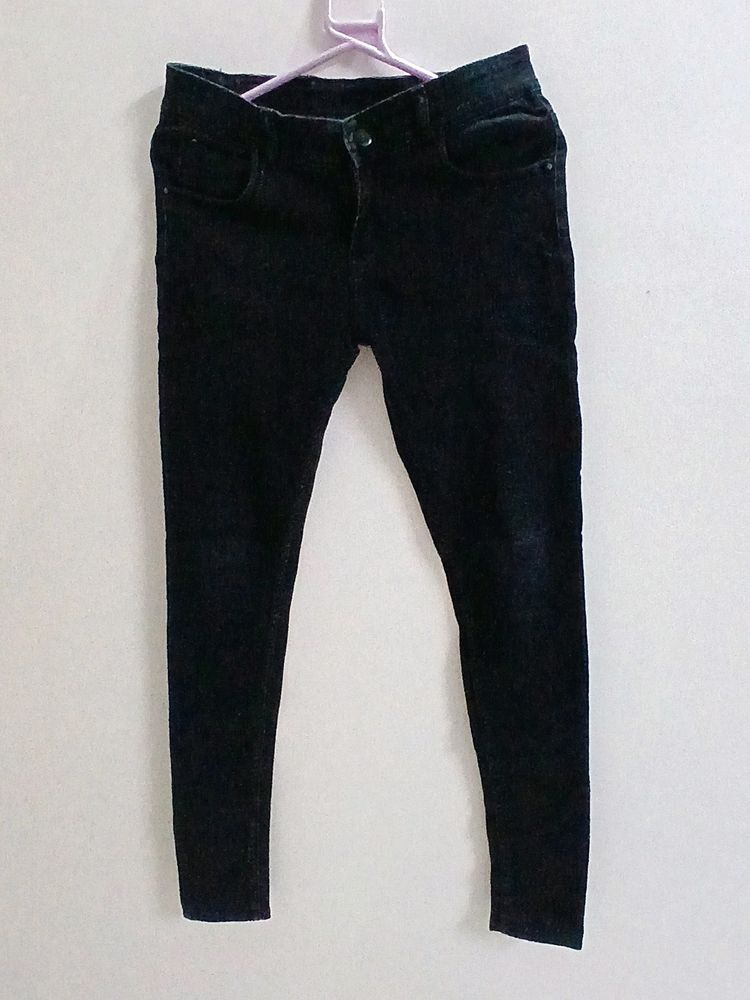 Skinny Black Jean's