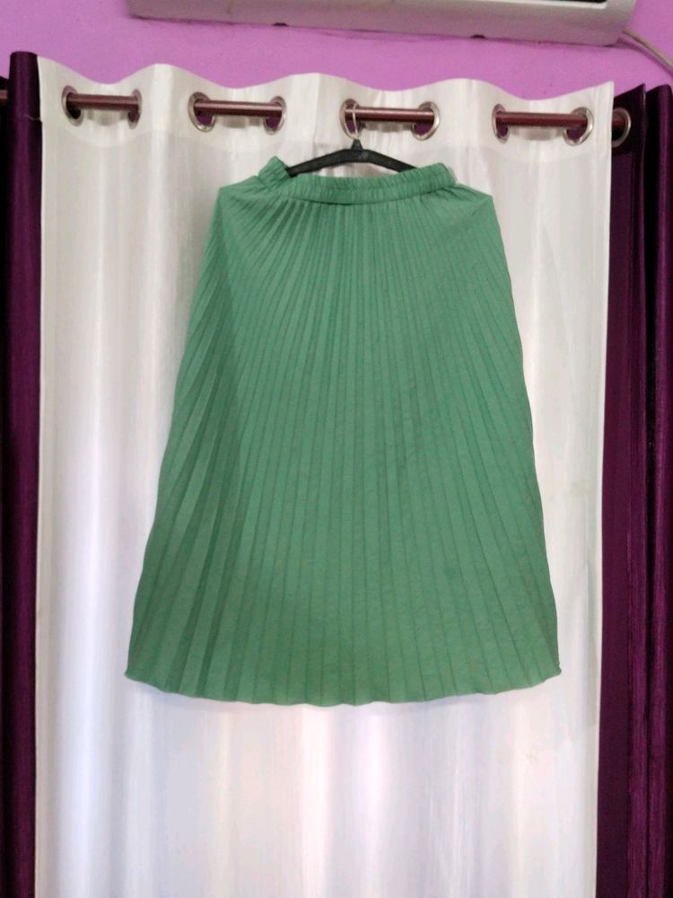 Green Skirt