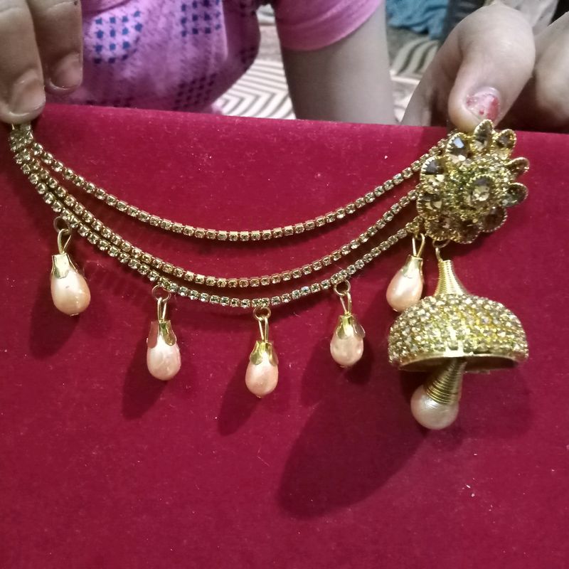 Big Jhumka With Latkan