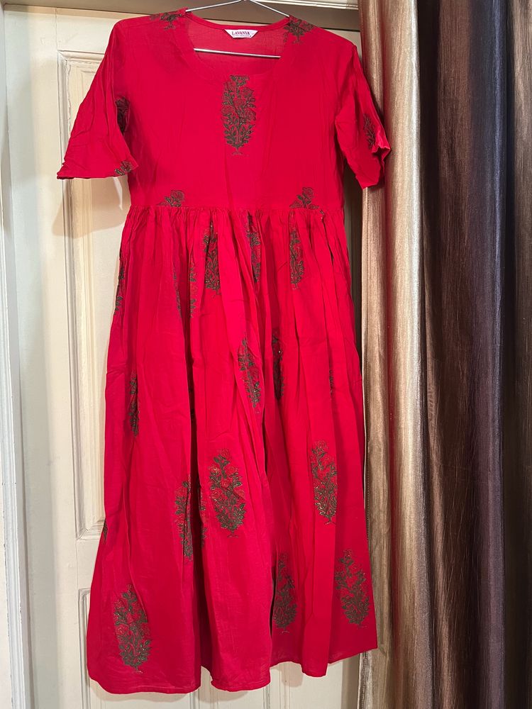 Lavanya The Label Red Kurta - Medium