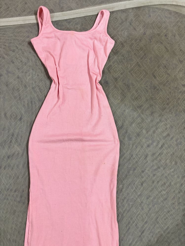 🌷🪩SSS PINK BODYCON DRESS🪩🌷