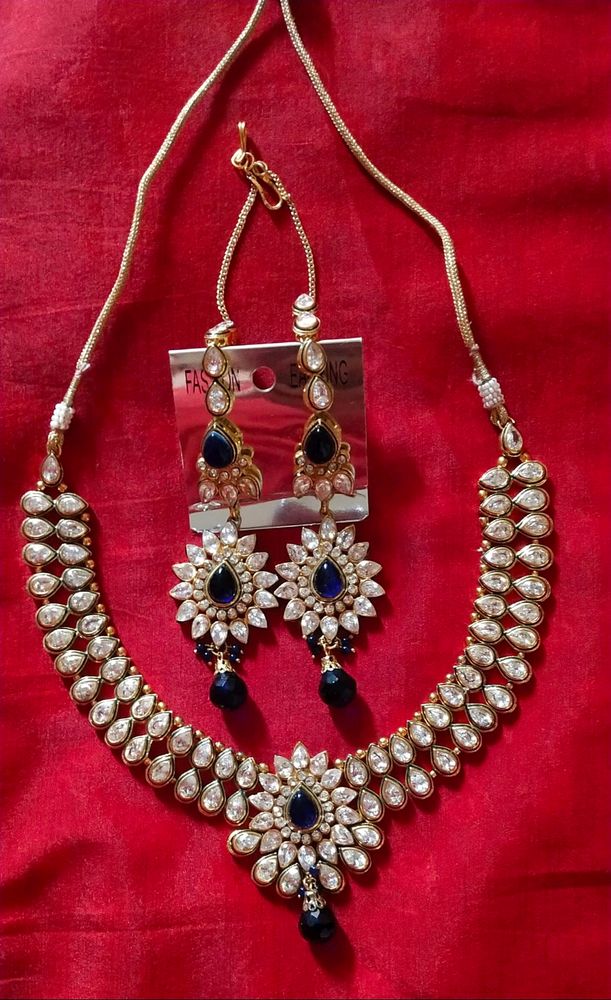 Necklace Set