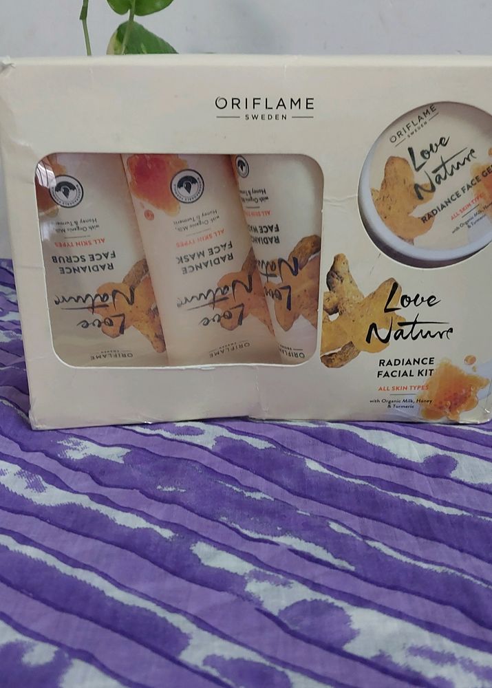 Oriflame Radiance Facial Kit