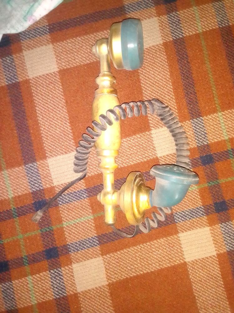 Antique looking Phone