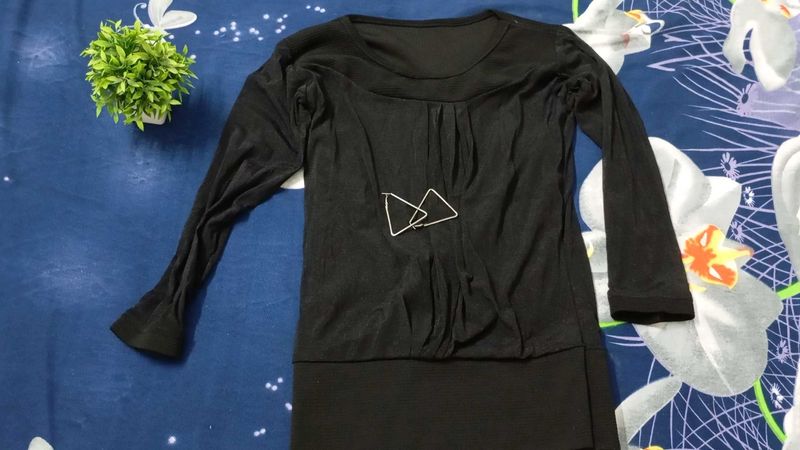 Full Sleeves Black Top