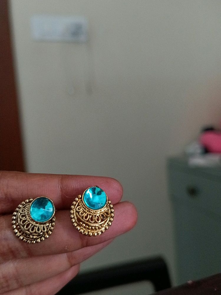 Combo Of Earrings And Studs😍