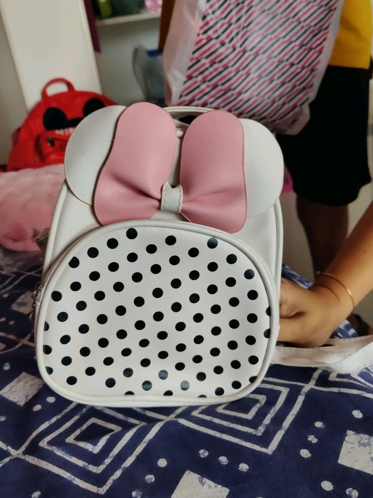 White Cute Bag