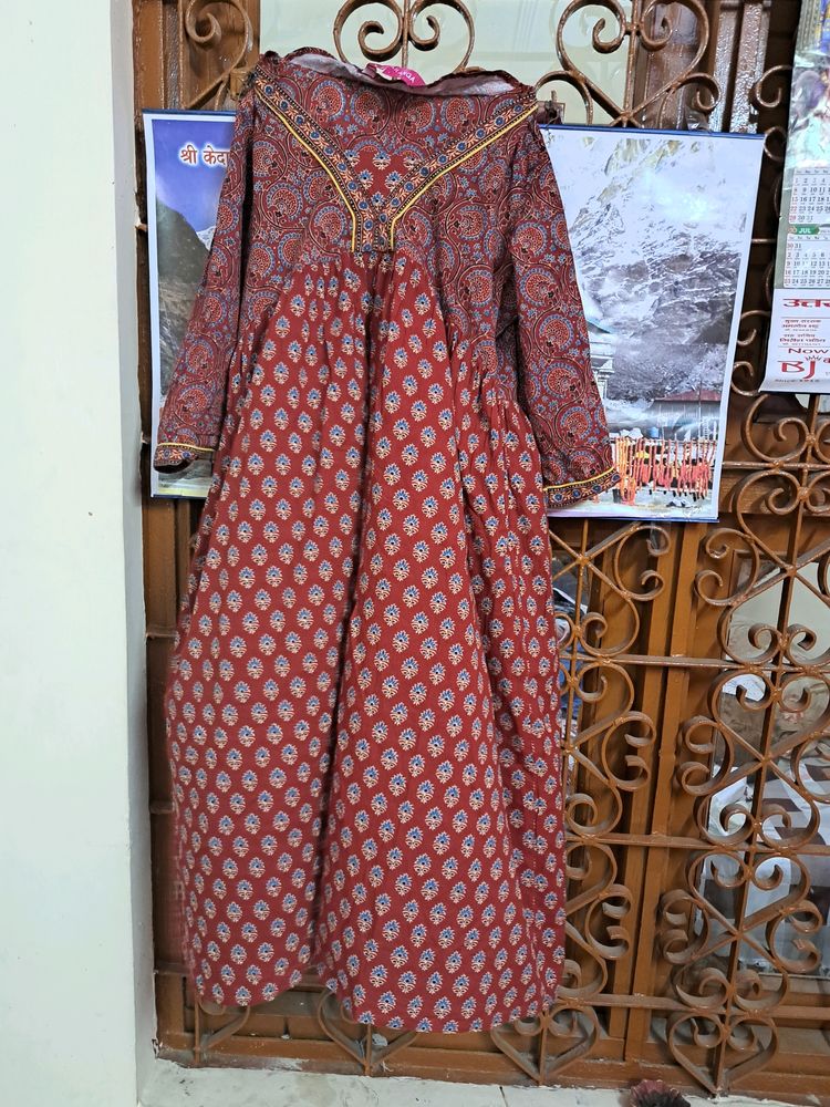 BeautyFull Kurti(swep Available)