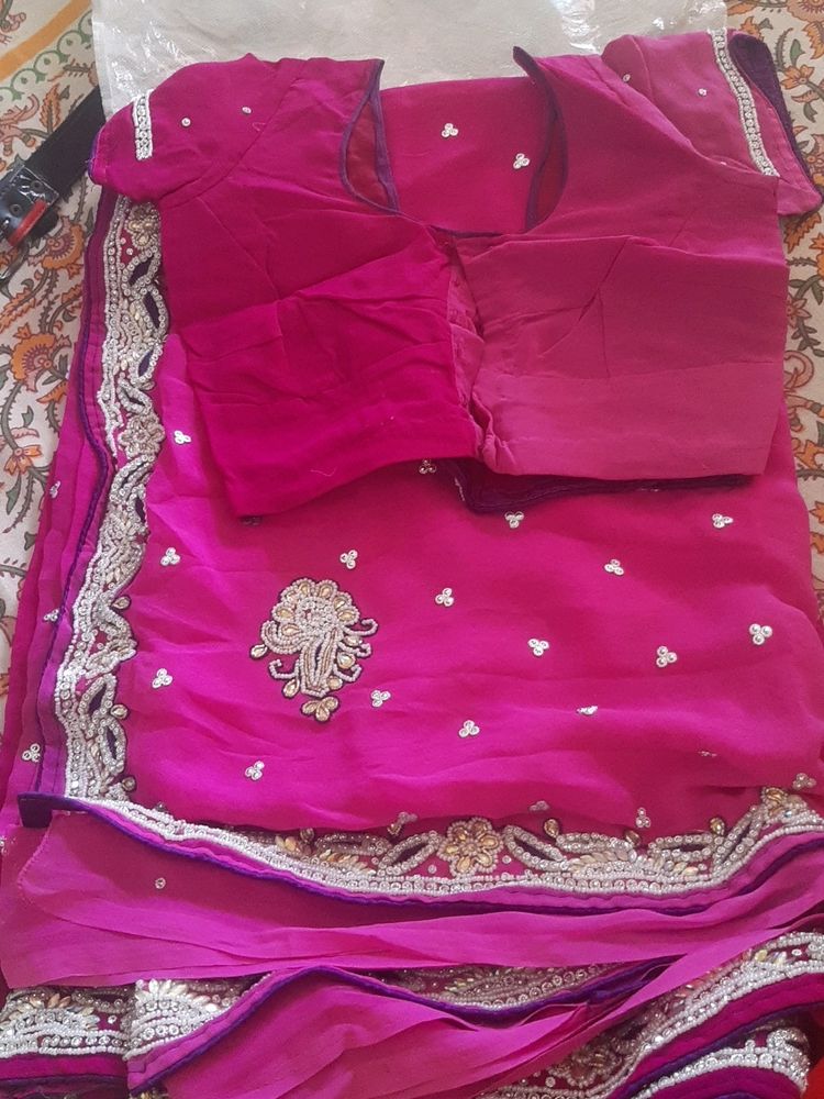 New Saree With Ready Blouse